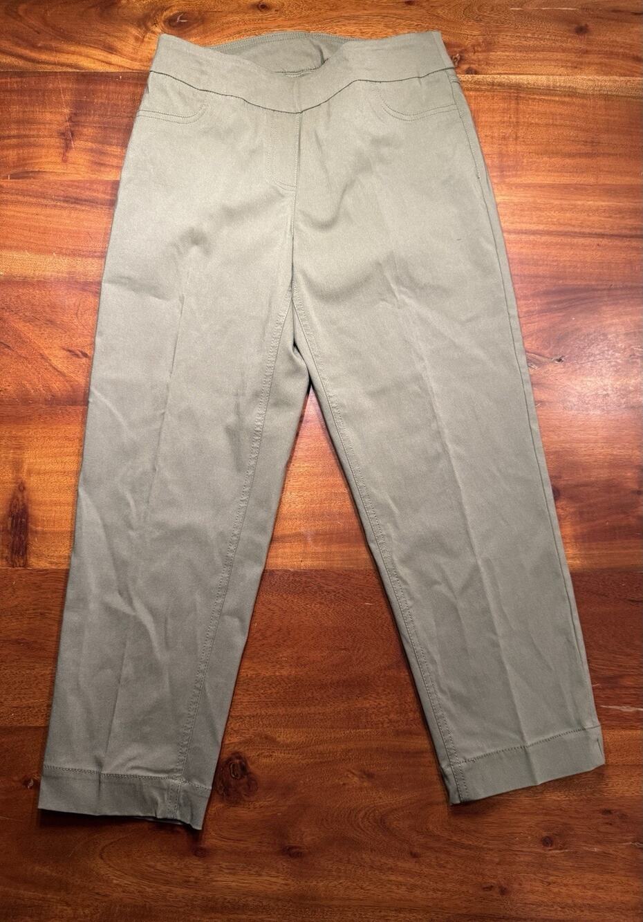 Slim Sation Green Stretch Skinny Crop Pull On Slimming Pants Size 6 - NWT